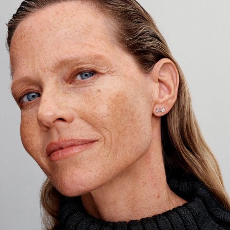 Brincos Pandora Espigão Laço Pequeno Brilhante 293542C01