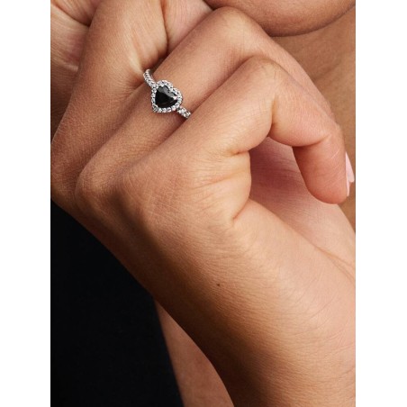 Anel Pandora Coração preto 198421C04