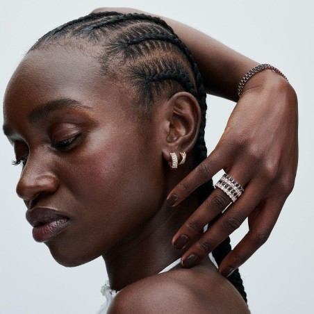 Anel Pandora Black Sparkling Row Eternity 180050C02-54