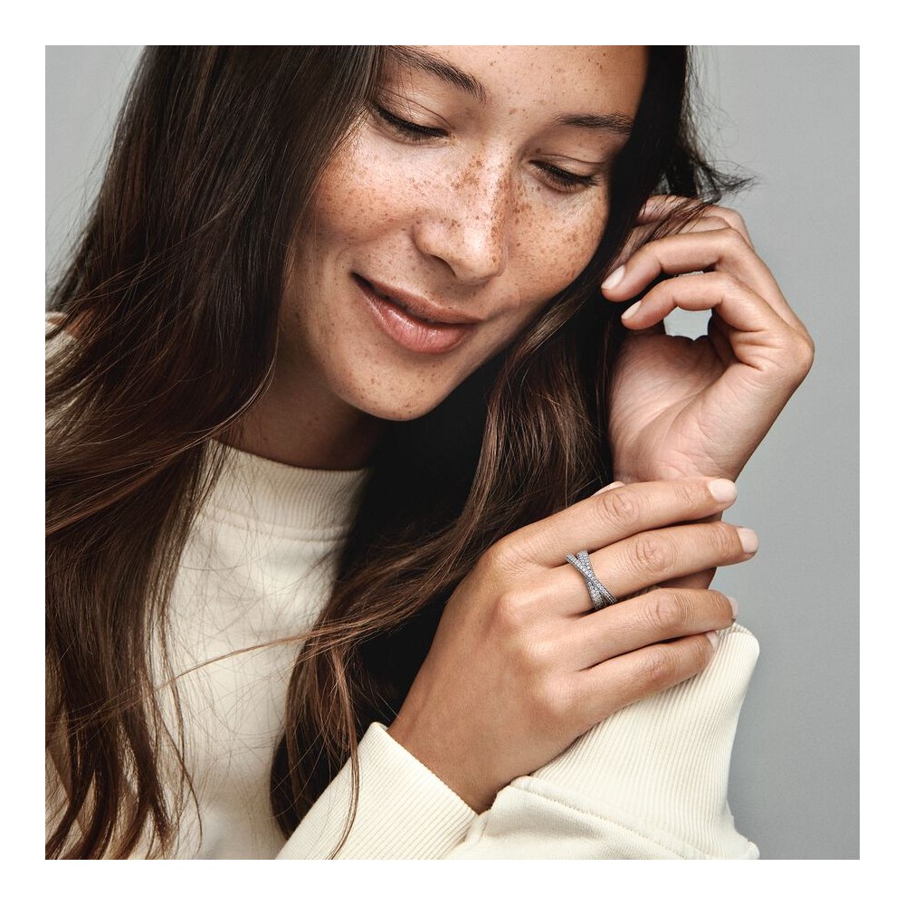 Pandora Timeless Anel Dois Aros Cruzados Pavé 193022C01